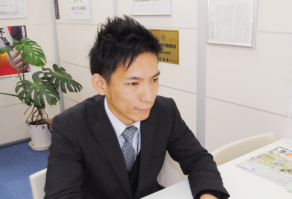 営業課長/宅地建物取引士/住宅ローンアドバイザー/立木 亮太