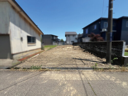 上越市春日新田一丁目1552番（土地）_更地正面.jpg