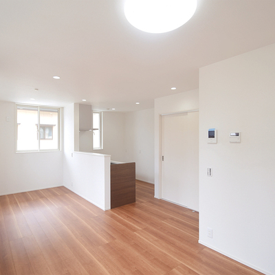 新潟市西区寺尾西三丁目  テイラーハウス