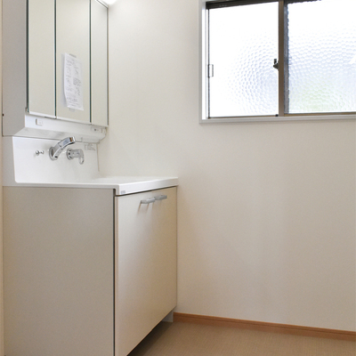 富山市藤の木園町