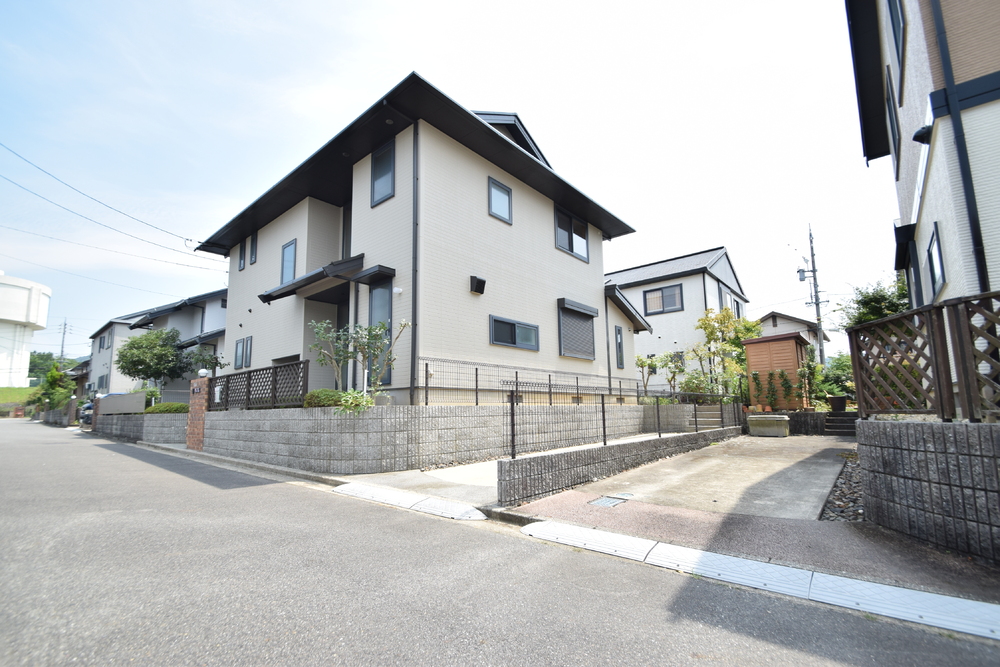 愛知県春日井市玉野台2丁目14番2 写真1