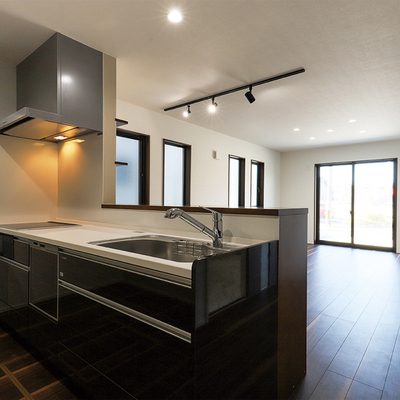 新潟市西区東青山一丁目 未入居戸建 テイラーハウス