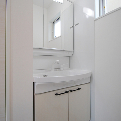 上越市春日山町3丁目テイラーハウス