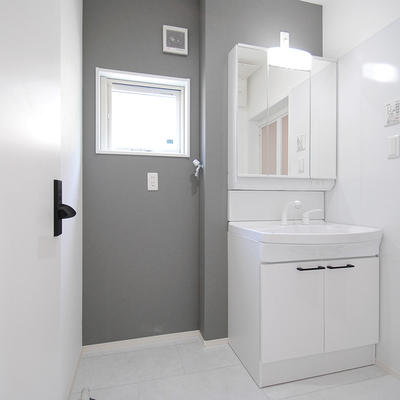 柏崎市半田1丁目テイラーハウスA棟