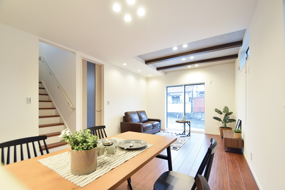 愛知県尾張旭市城山町三ツ池 写真2