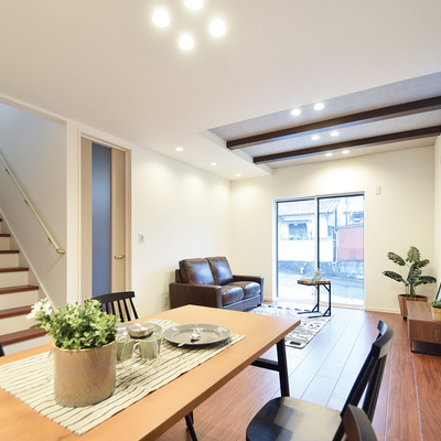 尾張旭市城山町三ツ池　テイラーハウス　新築戸建