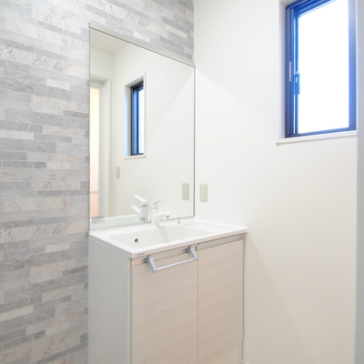 中央市西新居　リセットハウス