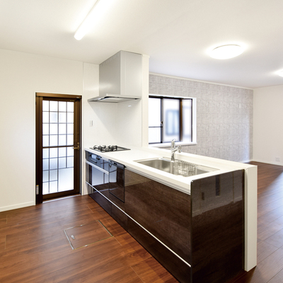 四日市市日永西３丁目　リセットハウス