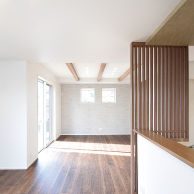 尾張旭市平子町東　テイラーハウス（全1棟）