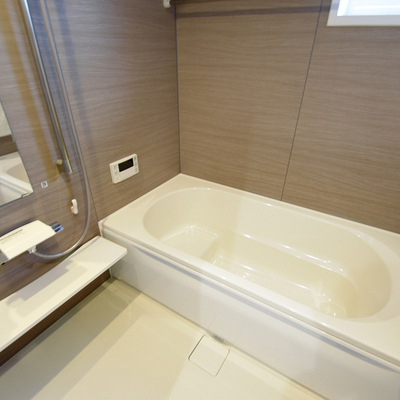 尾張旭市平子町東　テイラーハウス（全1棟）