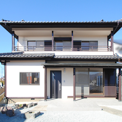 甲府市大里町　リセットハウス