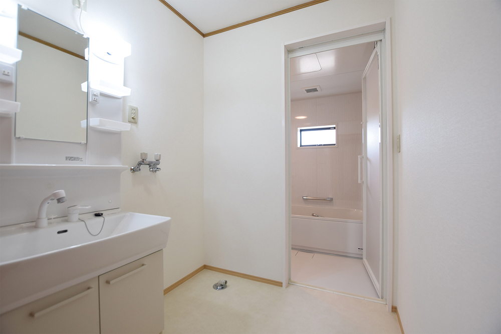 新潟県新潟市西蒲区巻甲 写真5