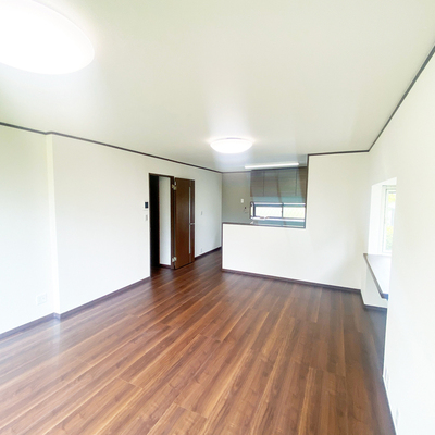 須賀川市芹沢町　リセットハウス