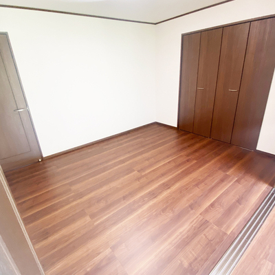 須賀川市芹沢町　リセットハウス