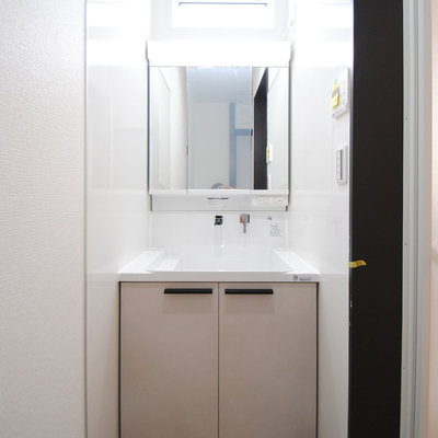 柏崎市豊町　リセットハウス