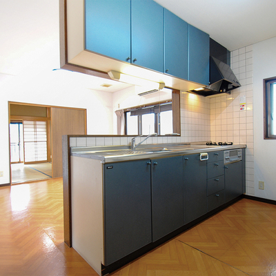 小千谷市大字小粟田　中古住宅