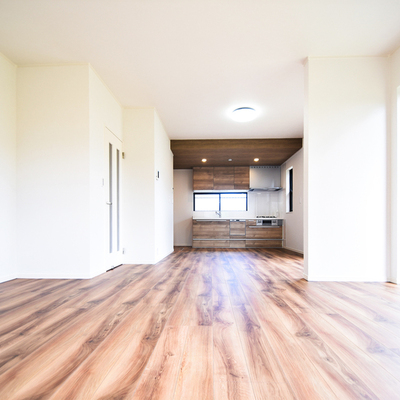 桑名市大山田７丁目　リセットハウス　