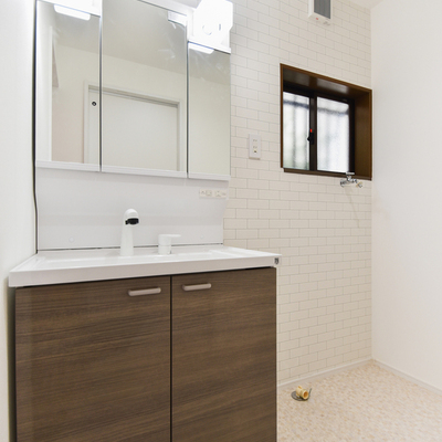 八代市新浜町　リセットハウス