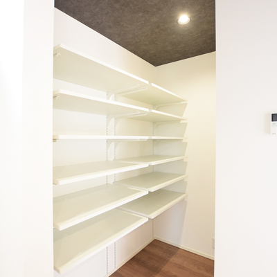 新潟市西区五十嵐二の町 新築Ａ棟　テイラーハウス