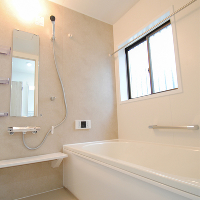 燕市吉田文京町　リセットハウス