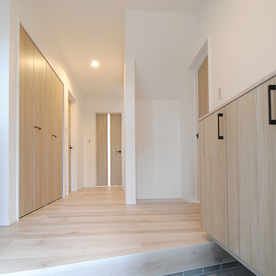 燕市吉田文京町　リセットハウス