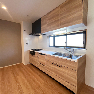 上越市昭和町一丁目　リセットハウス