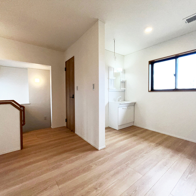 上越市昭和町一丁目　リセットハウス