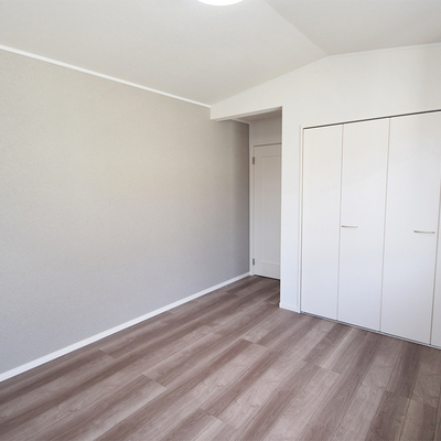 郡山市安積町笹川字四角坦　リセットハウス