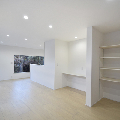 岡谷市長地権現町　リセットハウス