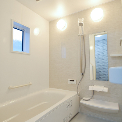 岡谷市長地権現町　リセットハウス