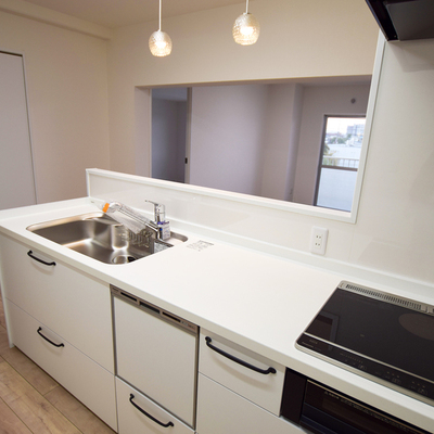 エメラルドマンション豊成　202