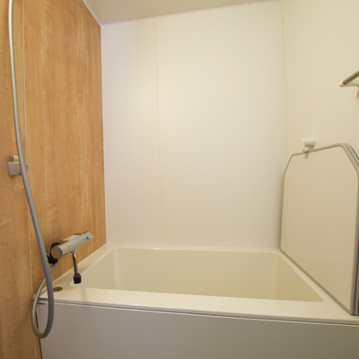 エメラルドマンション豊成　202