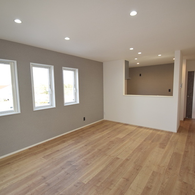 郡山市片平町字大山南　テイラーハウス