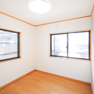 長岡市蔵王一丁目　リセットハウス