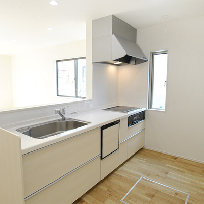 新潟市西区小針西一丁目 新築戸建