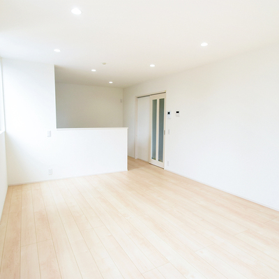 新潟市西区五十嵐二の町 新築Ｅ棟　テイラーハウス